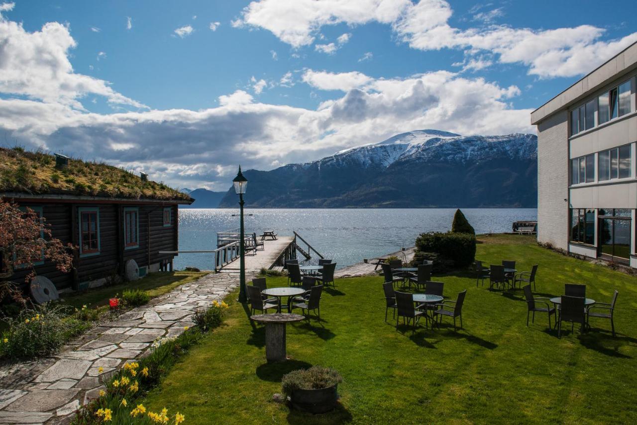 Leikanger Fjordhotel - Unike Hoteller エクステリア 写真