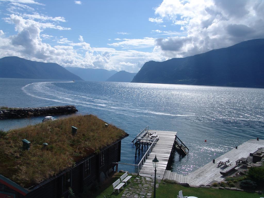 Leikanger Fjordhotel - Unike Hoteller エクステリア 写真
