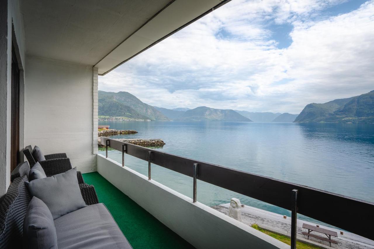 Leikanger Fjordhotel - Unike Hoteller エクステリア 写真